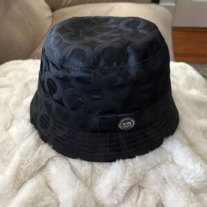 Black Coach Bucket Hat
